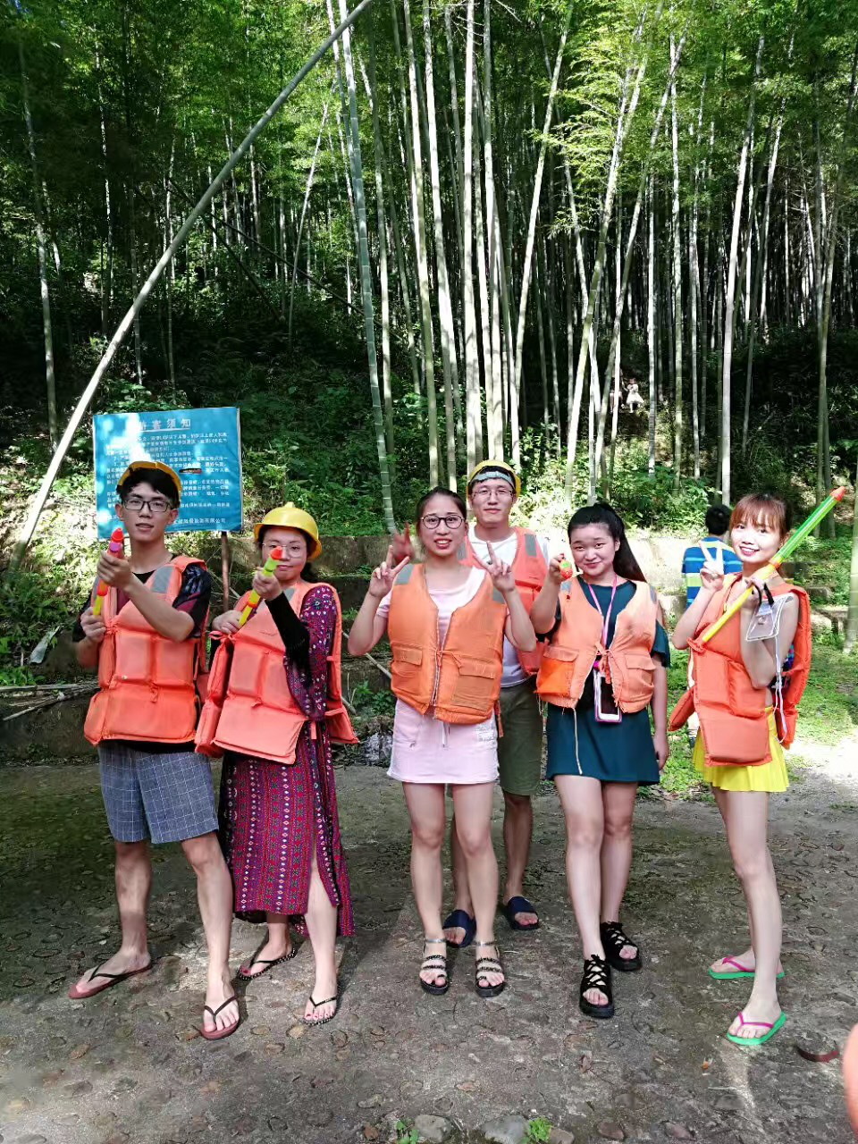 ������Ư��