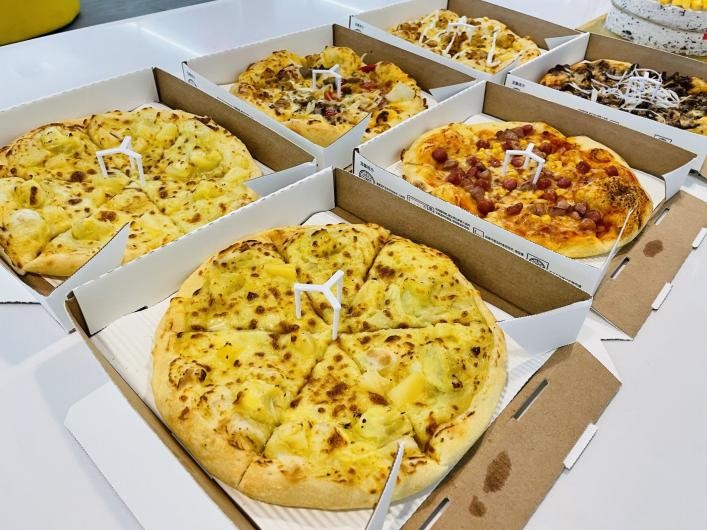 8�����Օ�(hu��)��һ�q��һ�q��ζ����һվ��һվ���L(f��ng)��